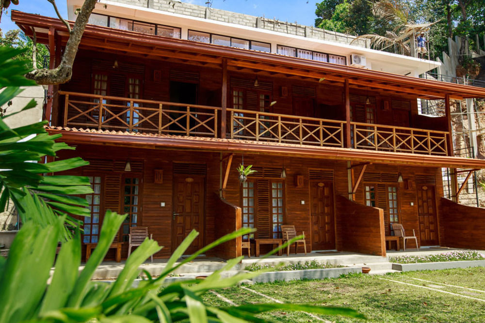 On The Rock Hotel Banduramulla Exterior foto