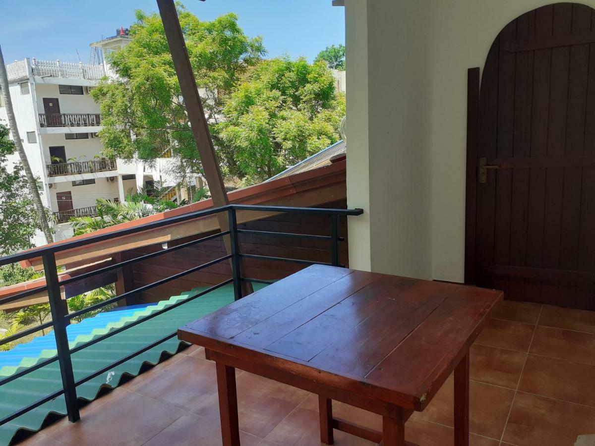 On The Rock Hotel Banduramulla Exterior foto